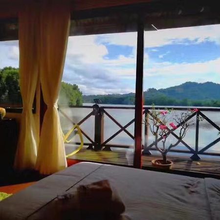 Gayang Friendly Water House Homestay Кота-Кинабалу Экстерьер фото