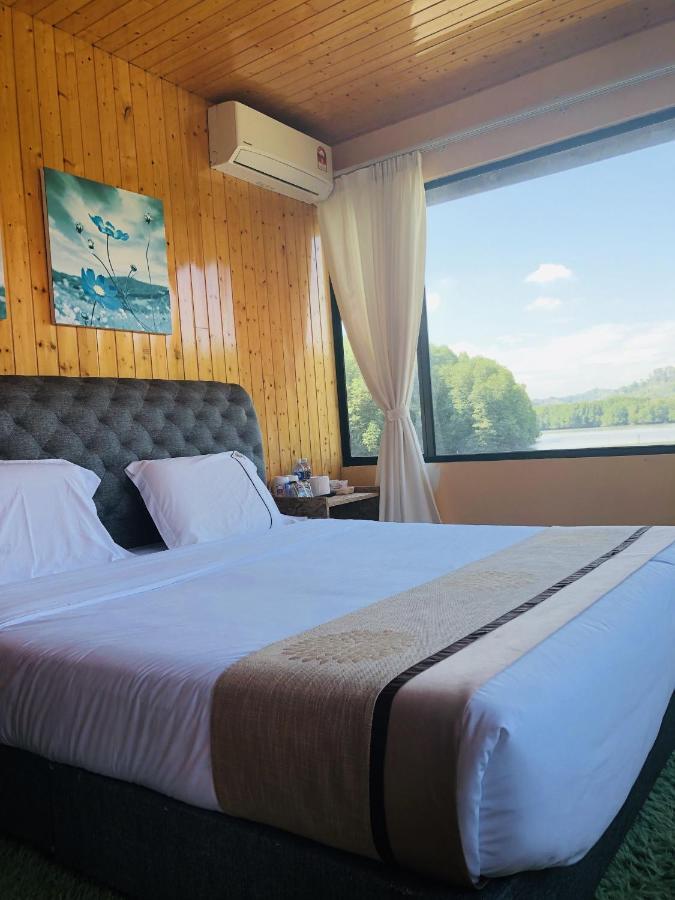 Gayang Friendly Water House Homestay Кота-Кинабалу Экстерьер фото